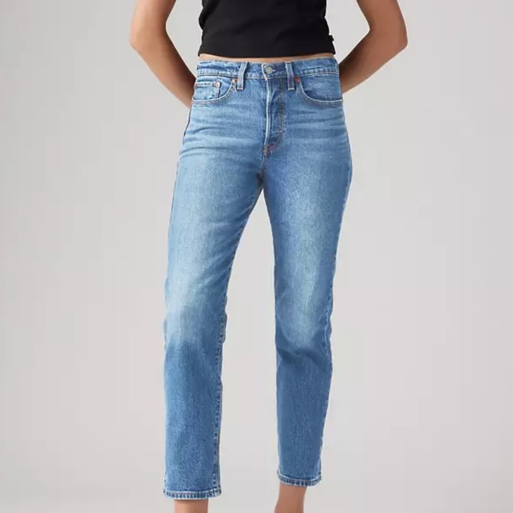 LEVI’S BLUE WEDGIE JEANS